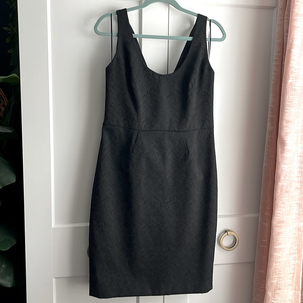 Trina Turk Black Geometric Jacquard Sleeveless Cocktail Dress